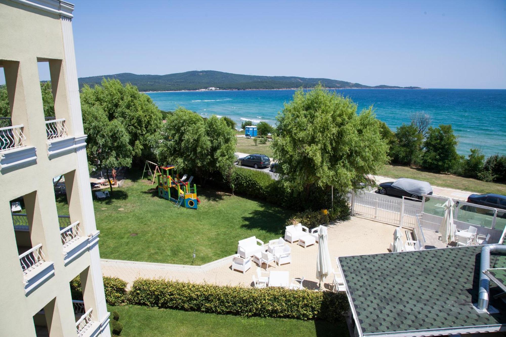 Hotel Perla Beach Luxury Primorsko Exterior photo