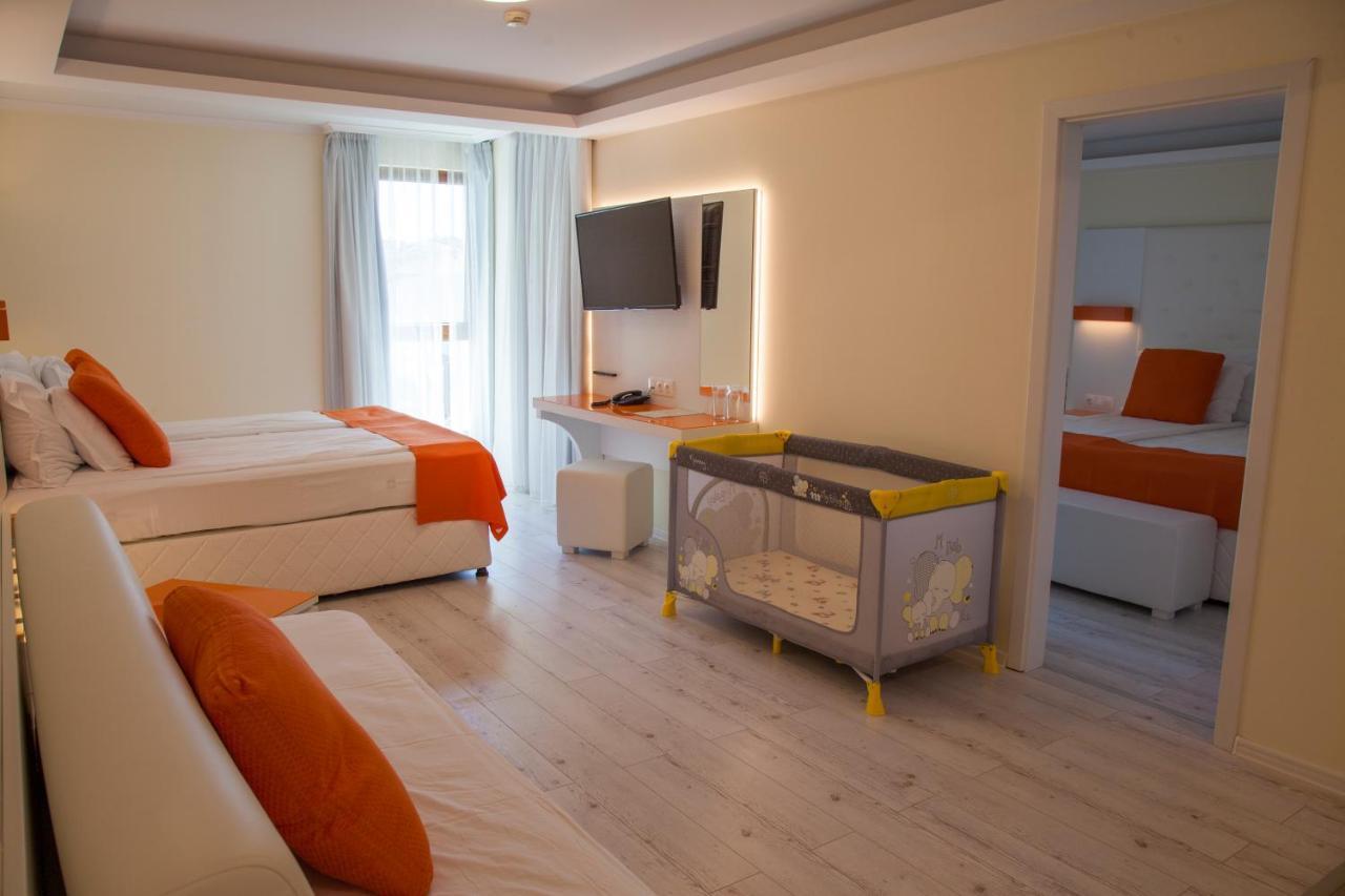 Hotel Perla Beach Luxury Primorsko Exterior photo