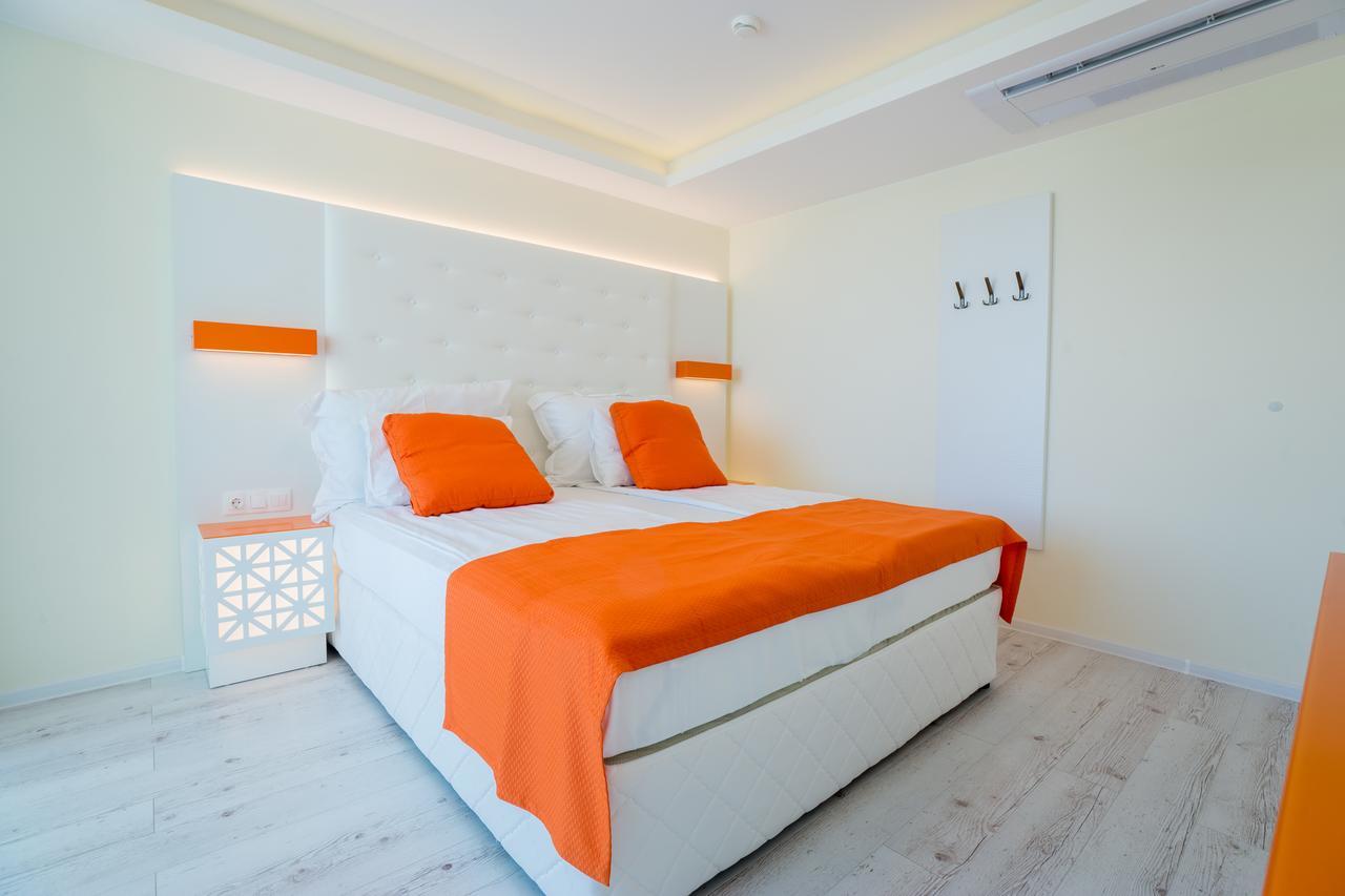 Hotel Perla Beach Luxury Primorsko Exterior photo