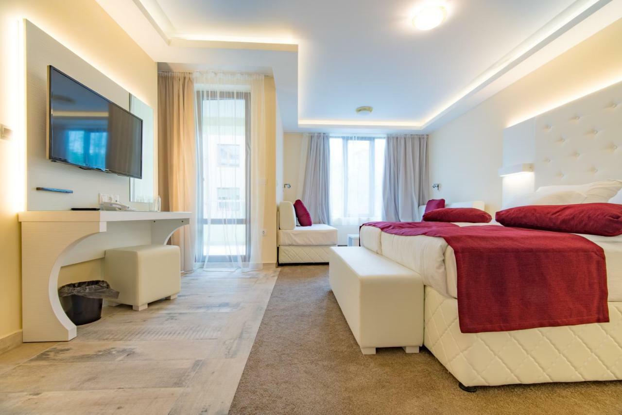 Hotel Perla Beach Luxury Primorsko Exterior photo