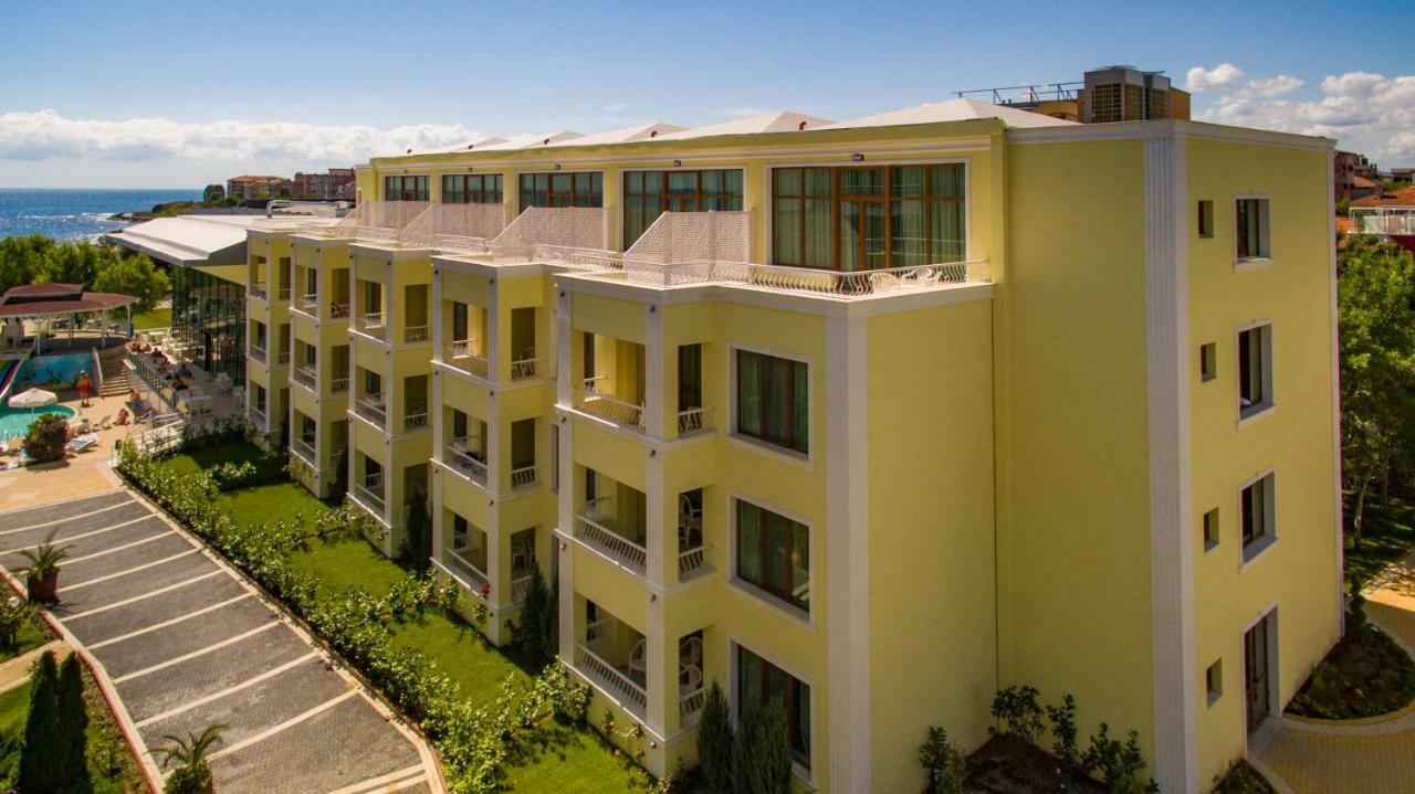 Hotel Perla Beach Luxury Primorsko Exterior photo