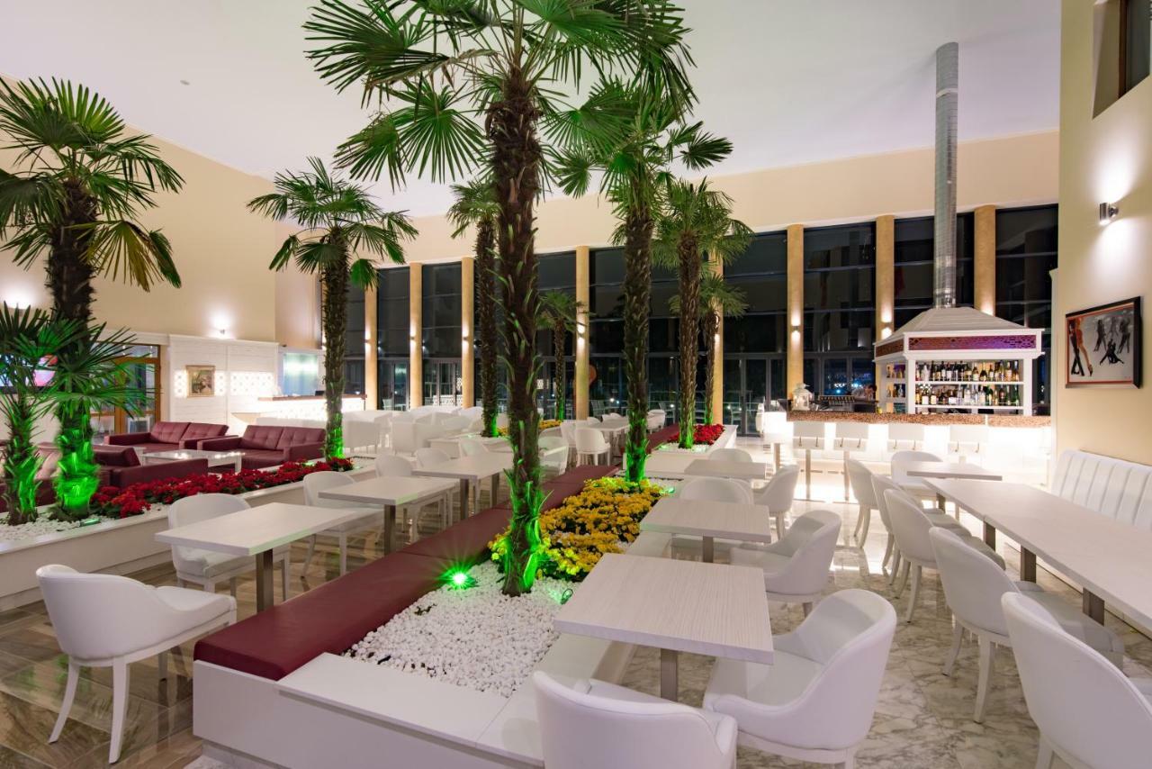 Hotel Perla Beach Luxury Primorsko Exterior photo